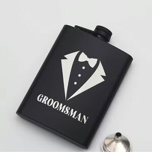 GROOMSMAN Flask Best Man Gift for Wedding Bachelor Party. Black. BRAND NEW